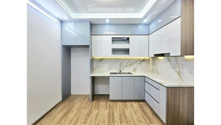 BÁN NHÀ CÁCH HỒ XÃ ĐÀN HƠN 30m_40m2_6 TẦNG THANG MÁY_NGÕ THÔNG_Ô TÔ SÁT NHÀ_hơn 11 tỷ